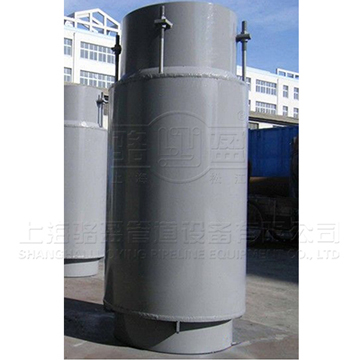 軸向外壓式<a href=http://www.qdhtd.com target=_blank class=infotextkey>波紋補償器</a>-(2).jpg